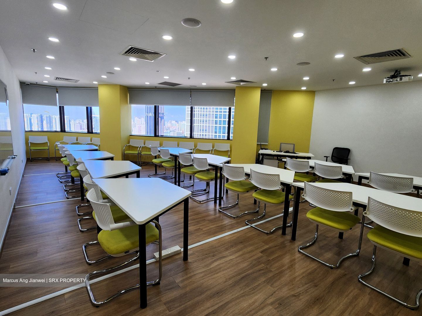 Chinatown Point (D1), Office #530217531